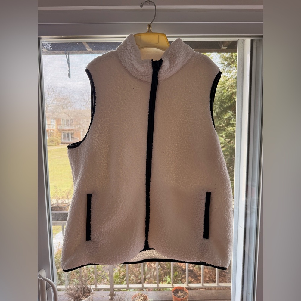 Cozy Cream Sherpa Zip Vest with Black Trim